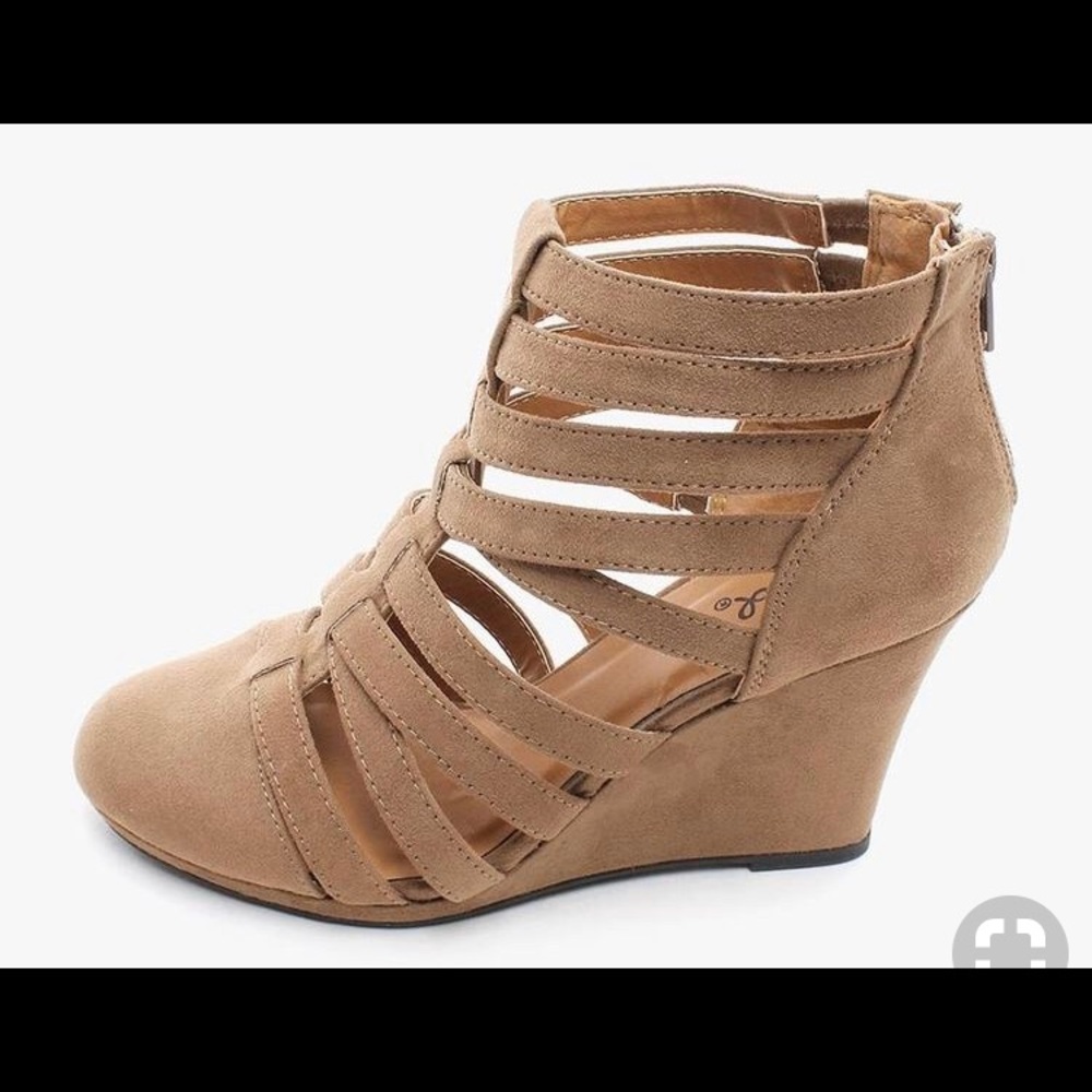 Closed toe wedge heeled sandals